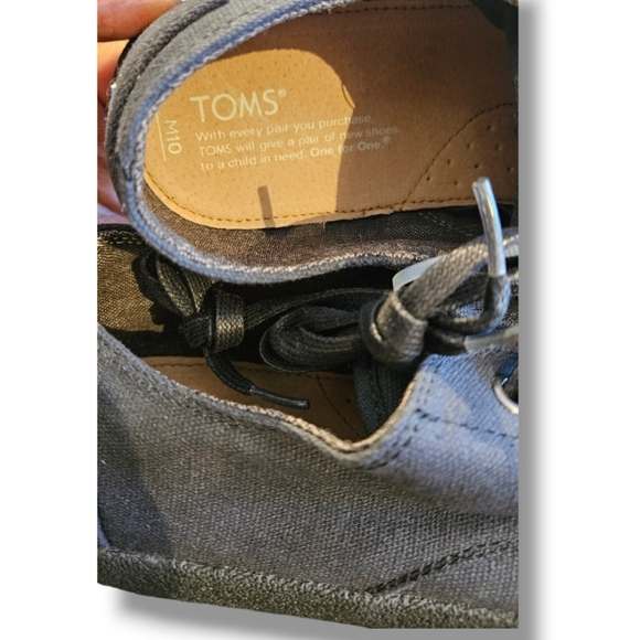 TOMS, MEN SIZE 10 - Picture 10 of 15